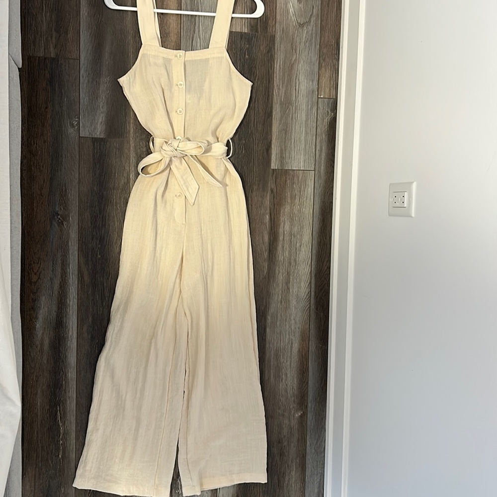 ASOS Women’s Linen Pantsuit/Jumpsuit. Size XXS.